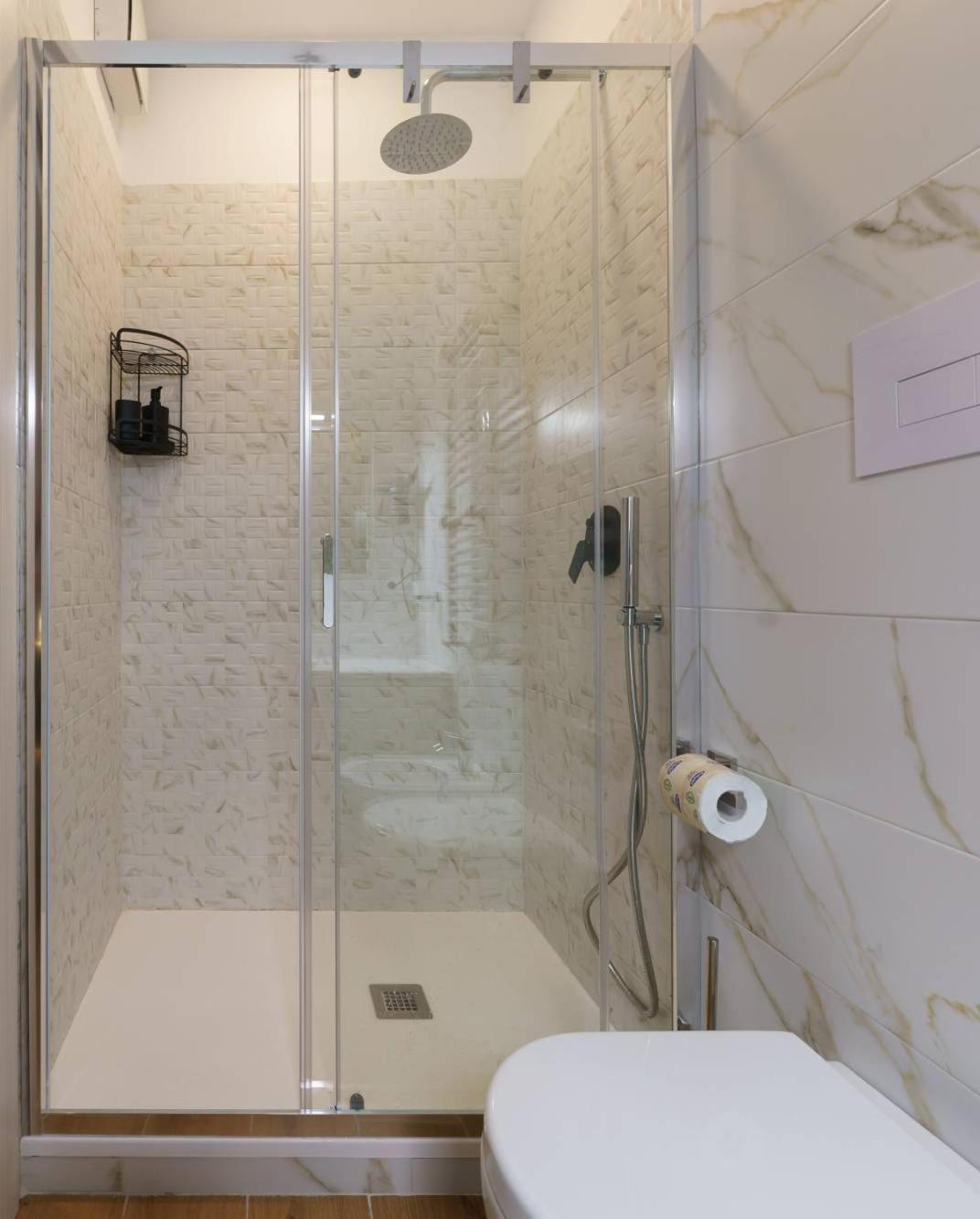 Chalet N5 Guest House กาตันซาโร ภายนอก รูปภาพ