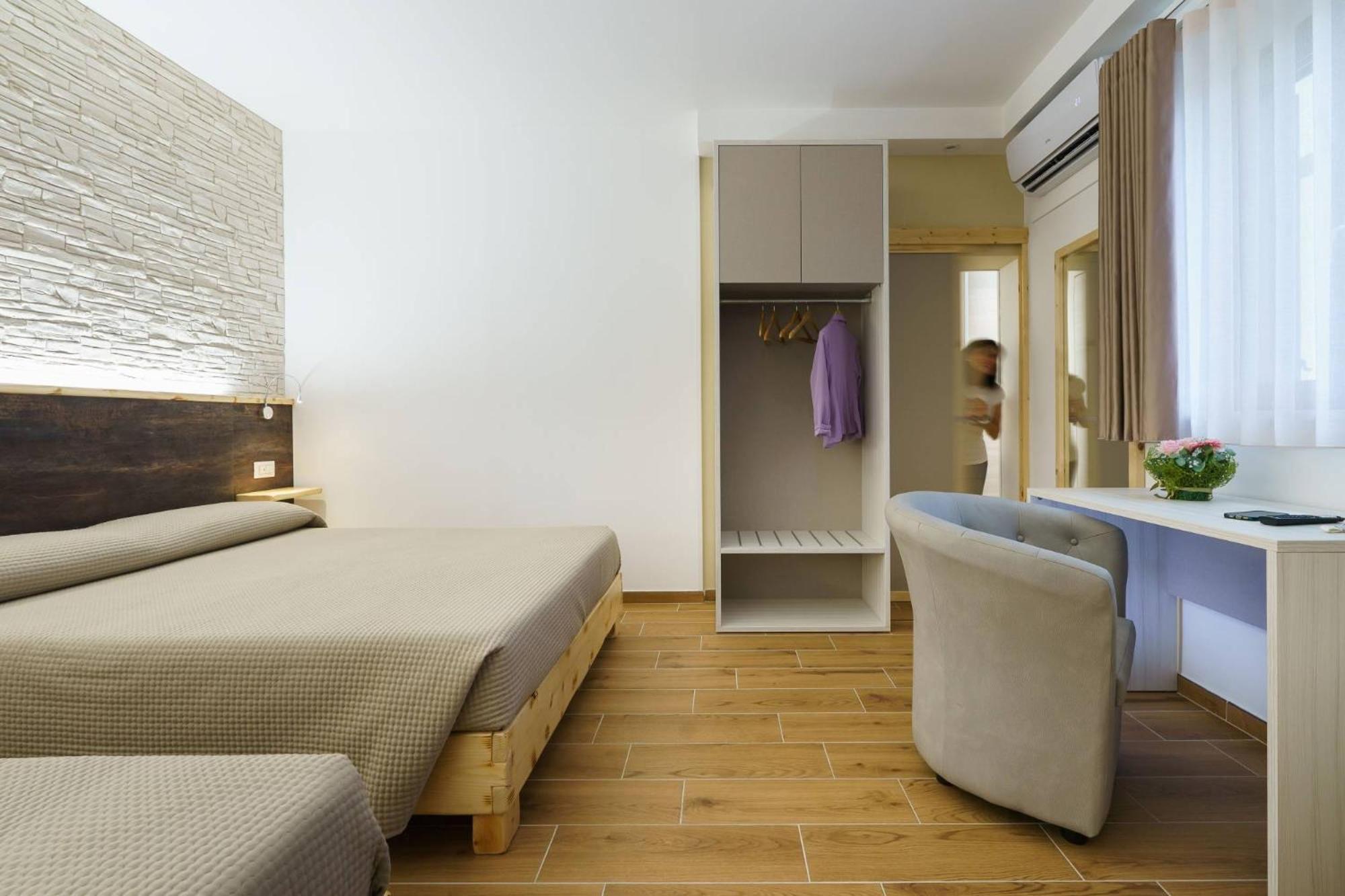 Chalet N5 Guest House กาตันซาโร ภายนอก รูปภาพ